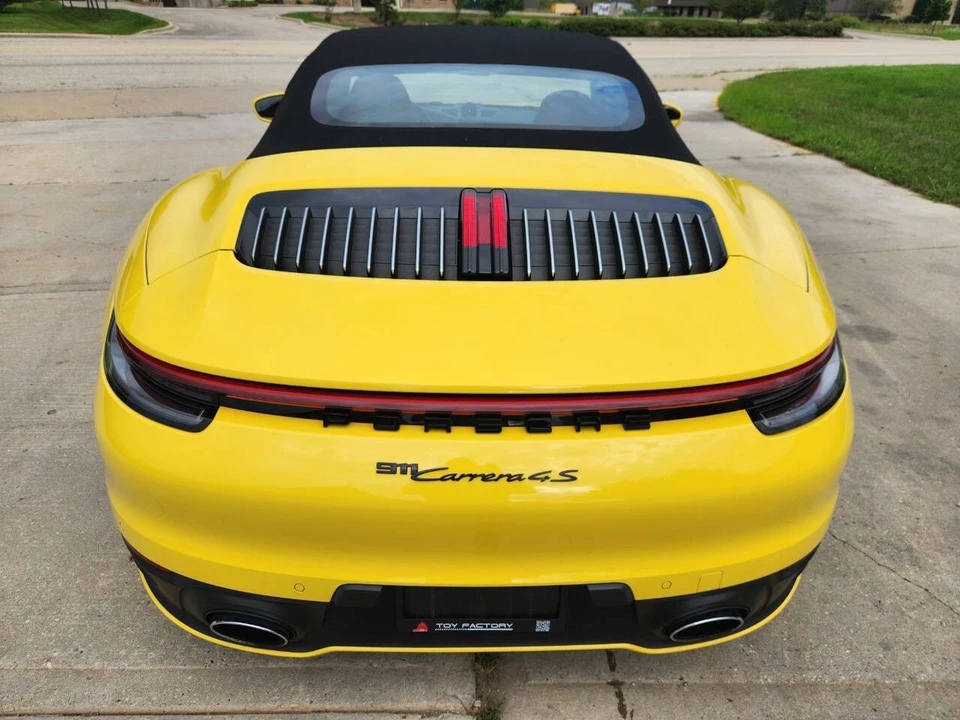 2020 Porsche 992 Carrera 4S - Image 19 of 31