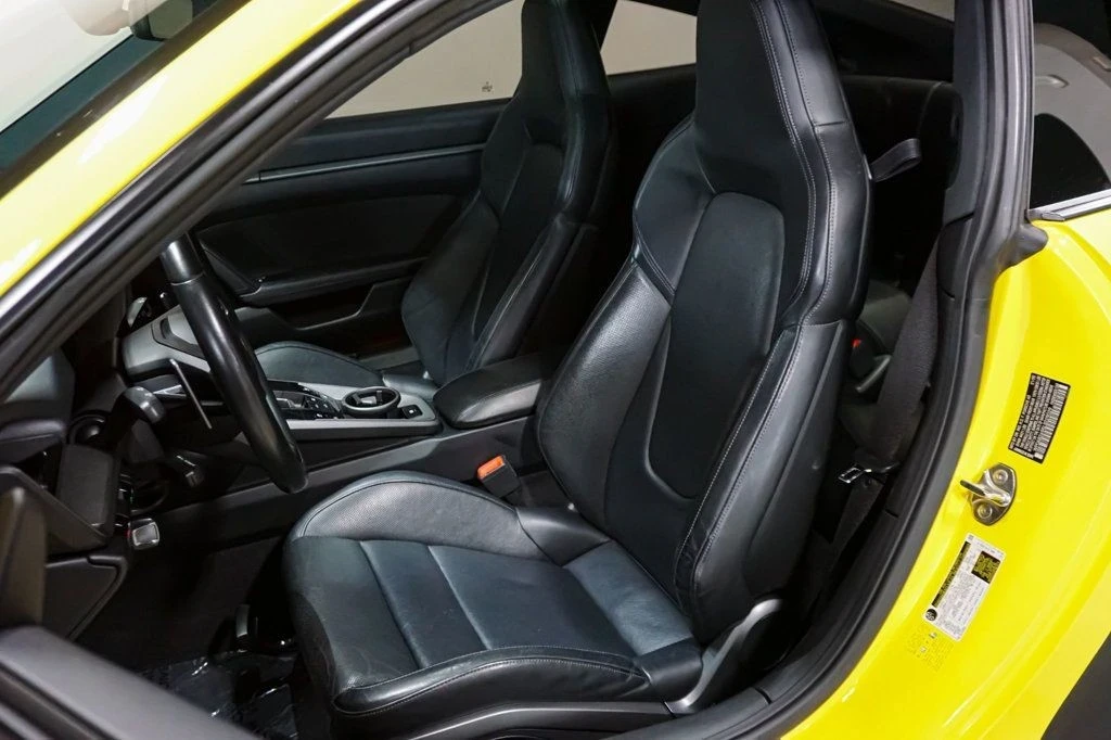 2020 Porsche 992 Carrera 4S - Image 9 of 12