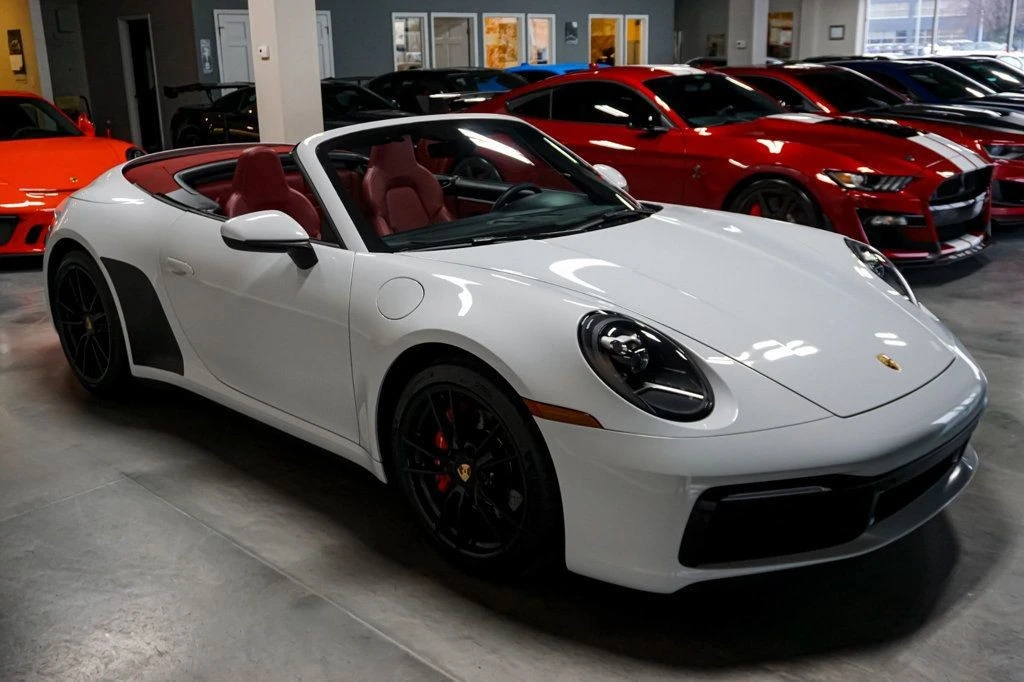2020 Porsche 992 Carrera - Image 4 of 12