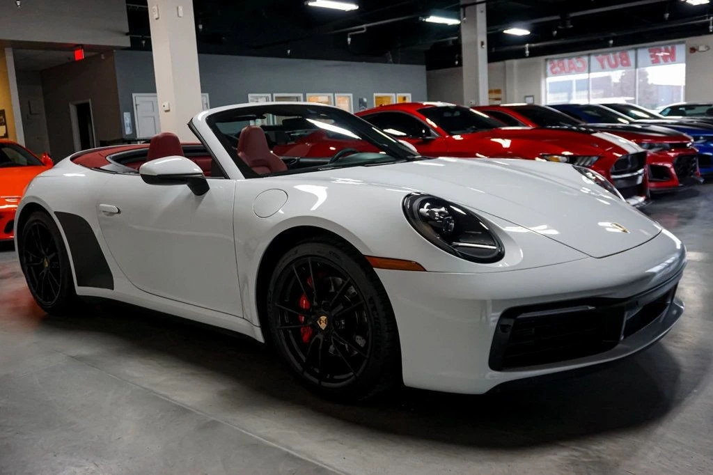 2020 Porsche 992 Carrera - Image 2 of 12