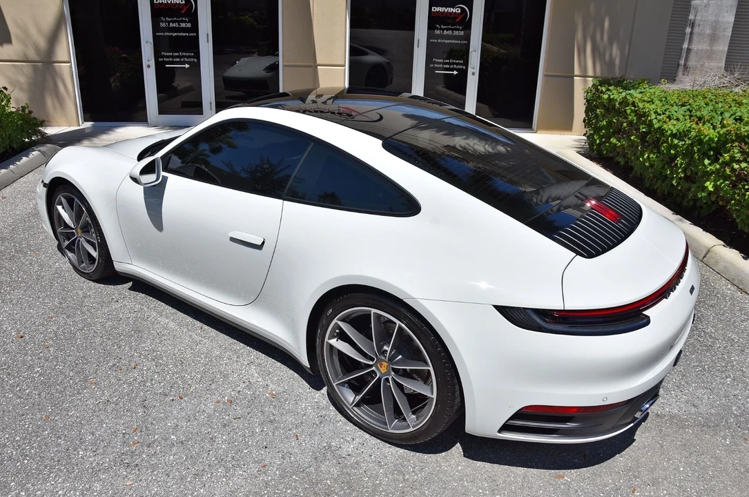 2020 Porsche 992 Carrera 4 - Image 8 of 21