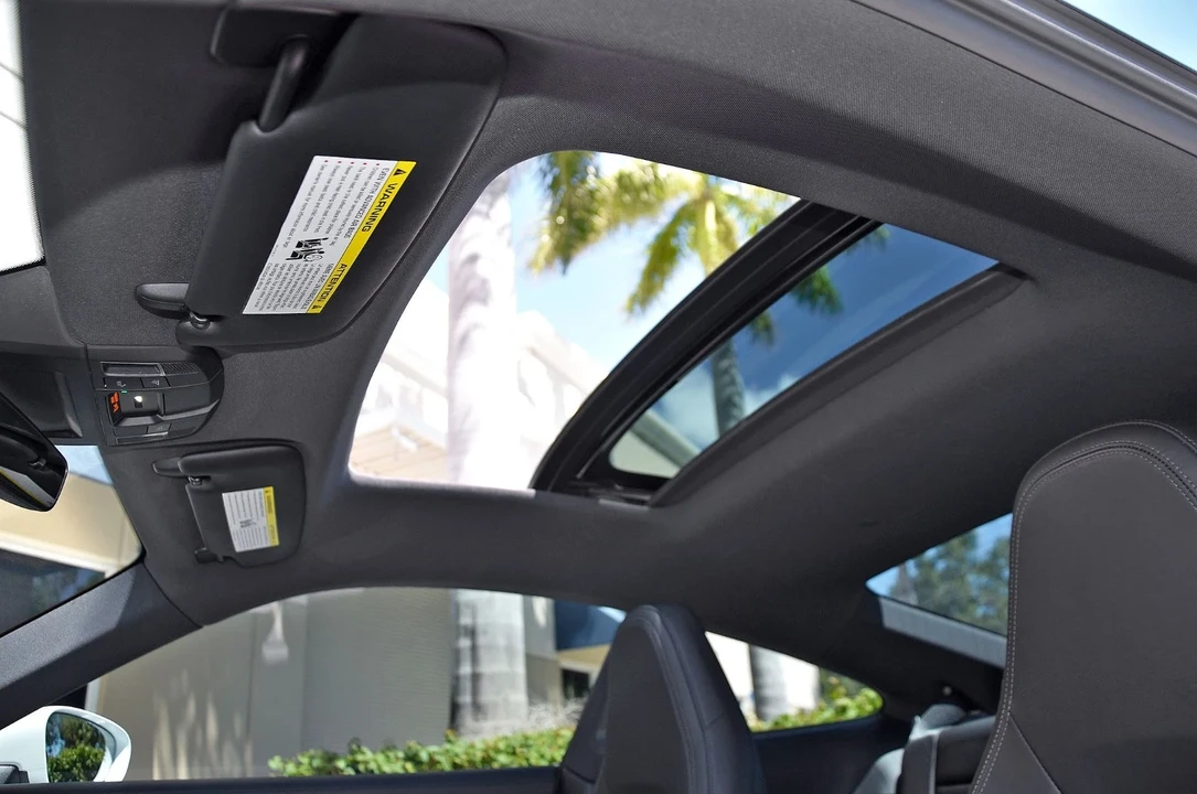 2020 Porsche 992 Carrera 4 - Image 9 of 21