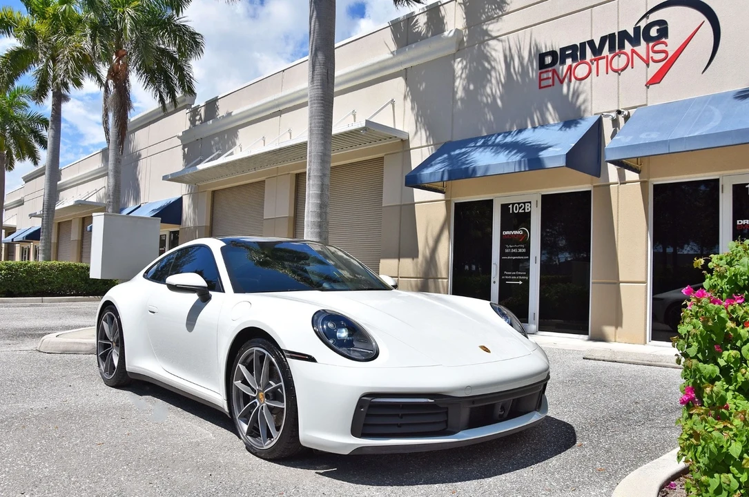 2020 Porsche 992 Carrera 4 - Image 4 of 21