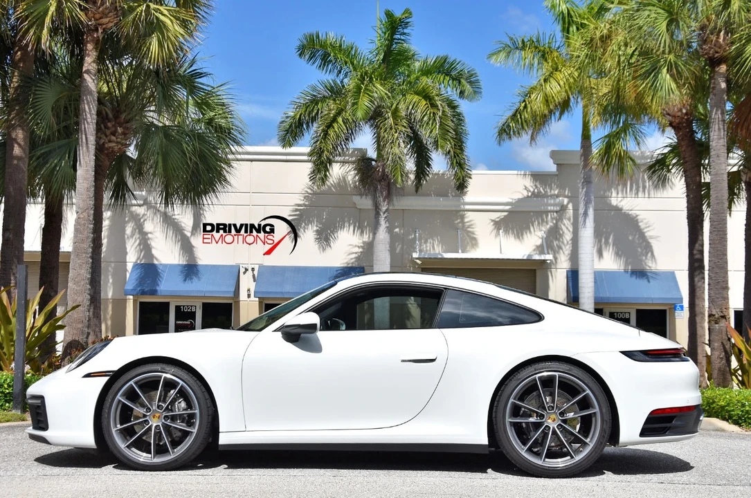2020 Porsche 992 Carrera 4 - Image 16 of 21
