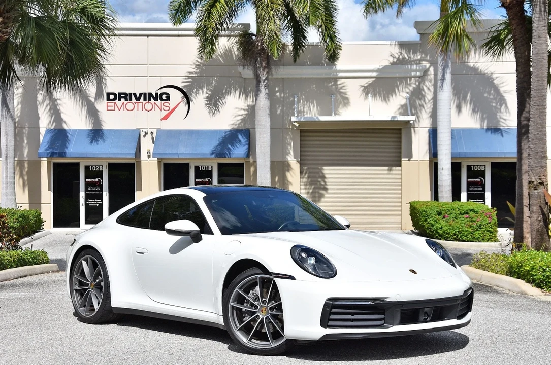 2020 Porsche 992 Carrera 4 - Image 15 of 21