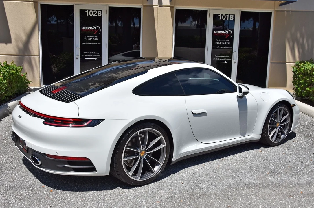 2020 Porsche 992 Carrera 4 - Image 6 of 21