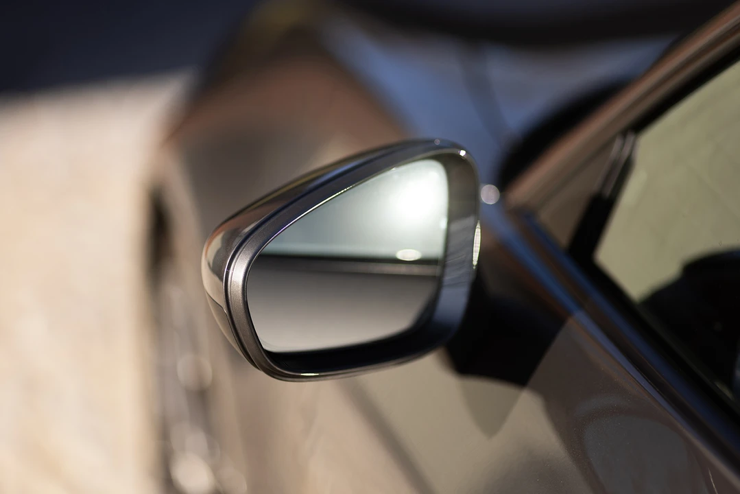 2020 Porsche 992 Carrera 4S - Image 11 of 31