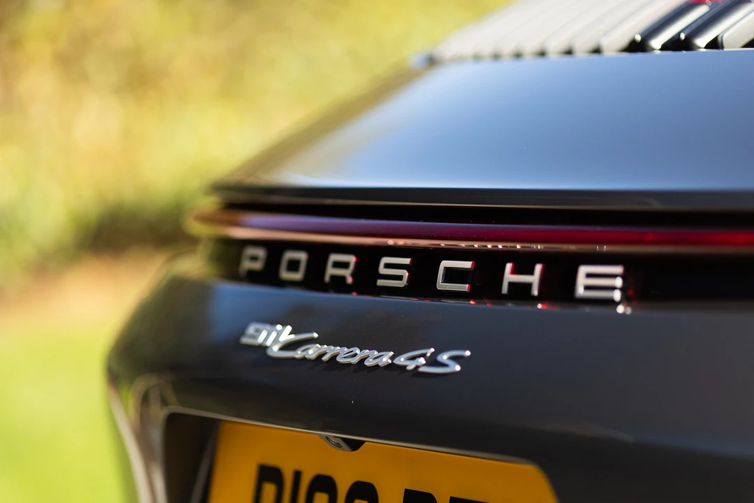 2020 Porsche 992 Carrera 4S - Image 22 of 31
