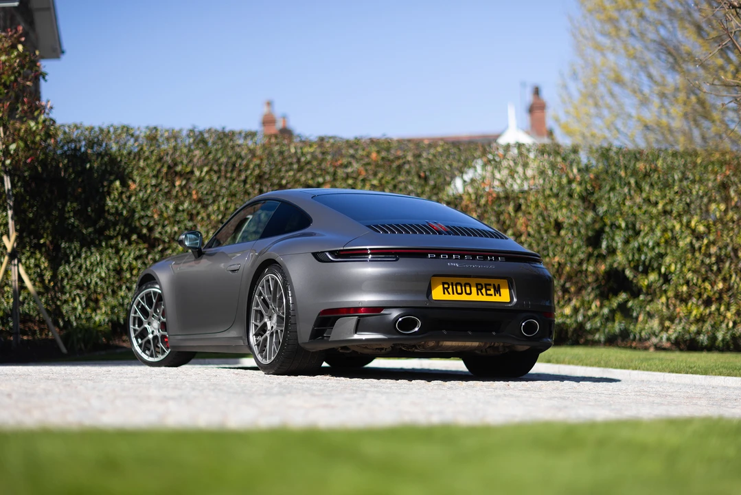 2020 Porsche 992 Carrera 4S - Image 5 of 31