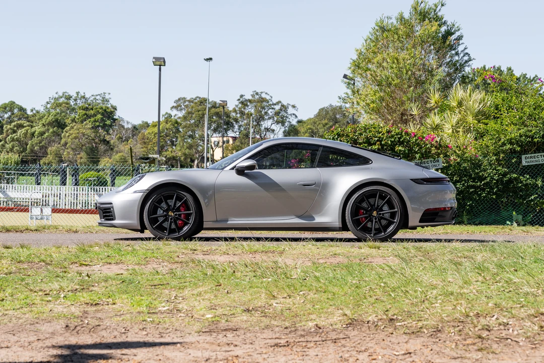 2020 Porsche 992 Carrera S - Image 12 of 31