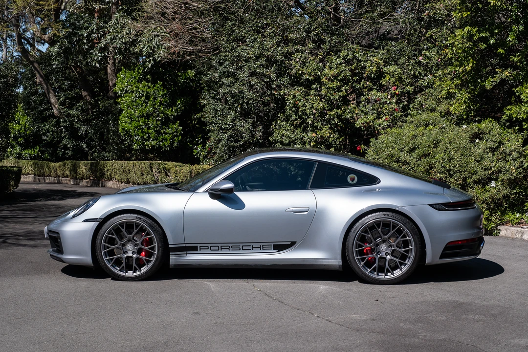 2020 Porsche 992 Carrera S - Image 16 of 31