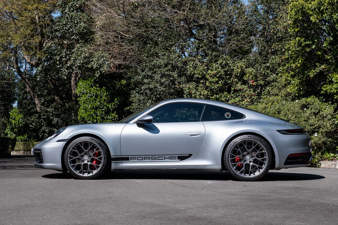 2020 Porsche 992 Carrera S - Image 8 of 31