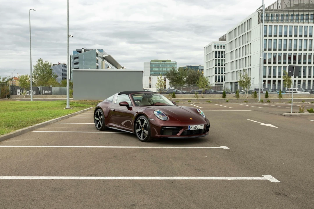 2020 Porsche 992 Targa 4 & 4S - Image 3 of 21