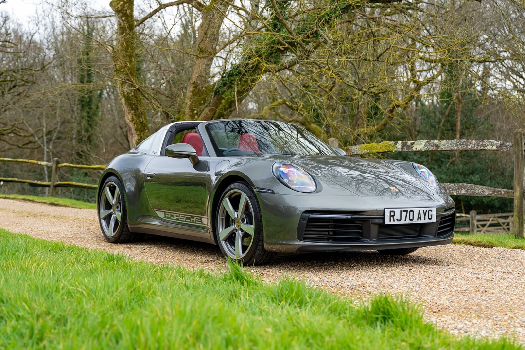 2020 Porsche 992 Carrera S - Image 15 of 31