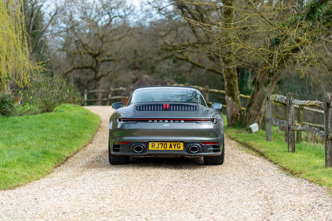 2020 Porsche 992 Carrera S - Image 6 of 31