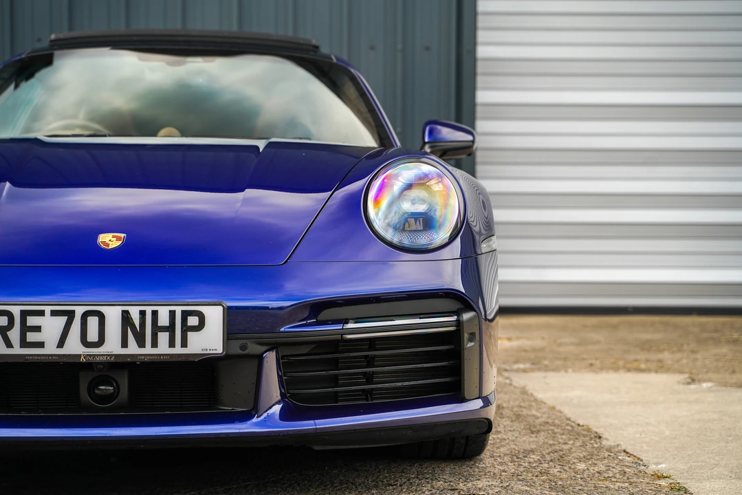 2020 Porsche 992 Carrera - Image 12 of 31