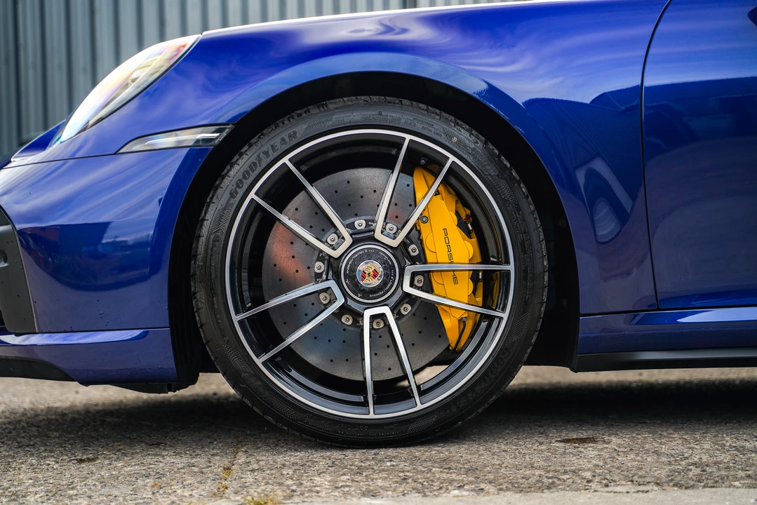 2020 Porsche 992 Carrera - Image 30 of 31