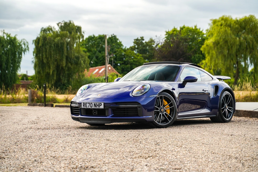 2020 Porsche 992 Carrera - Image 9 of 31