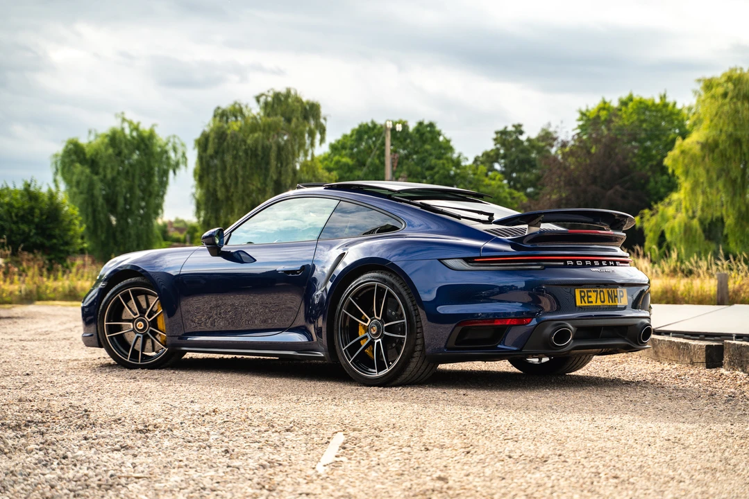2020 Porsche 992 Carrera - Image 7 of 31