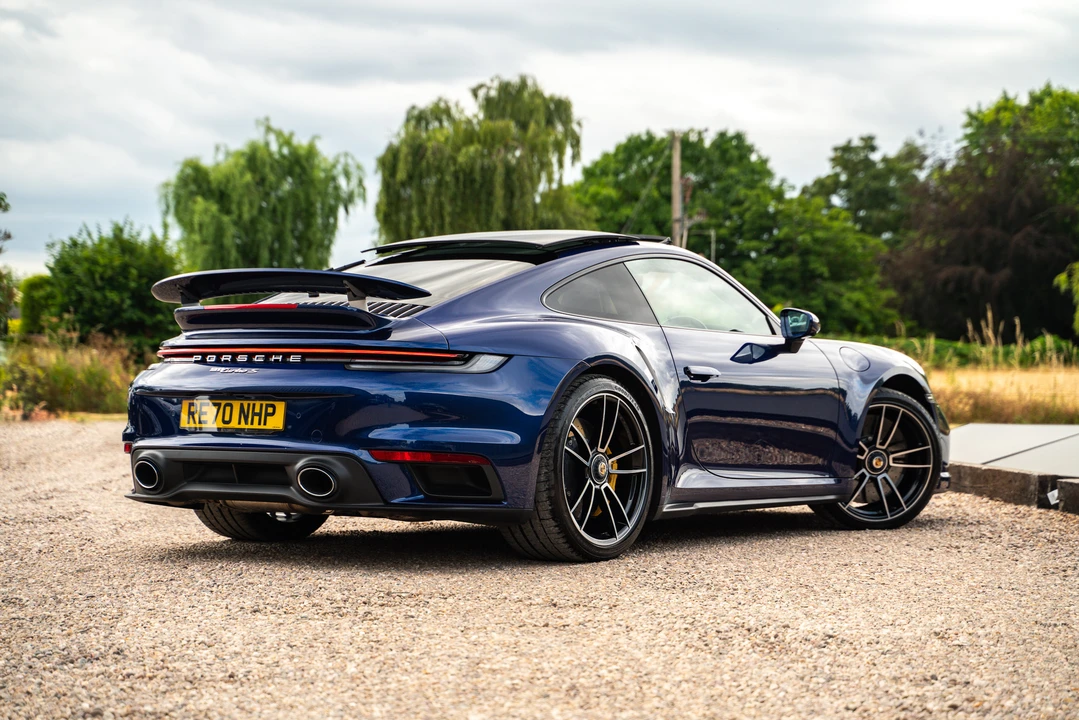 2020 Porsche 992 Carrera - Image 5 of 31