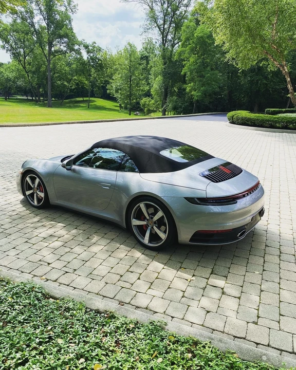 2020 Porsche 992 Carrera 4S - Image 6 of 8
