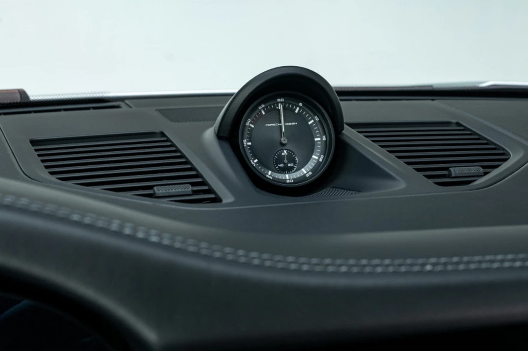 2020 Porsche 992 Carrera 4S - Image 20 of 29
