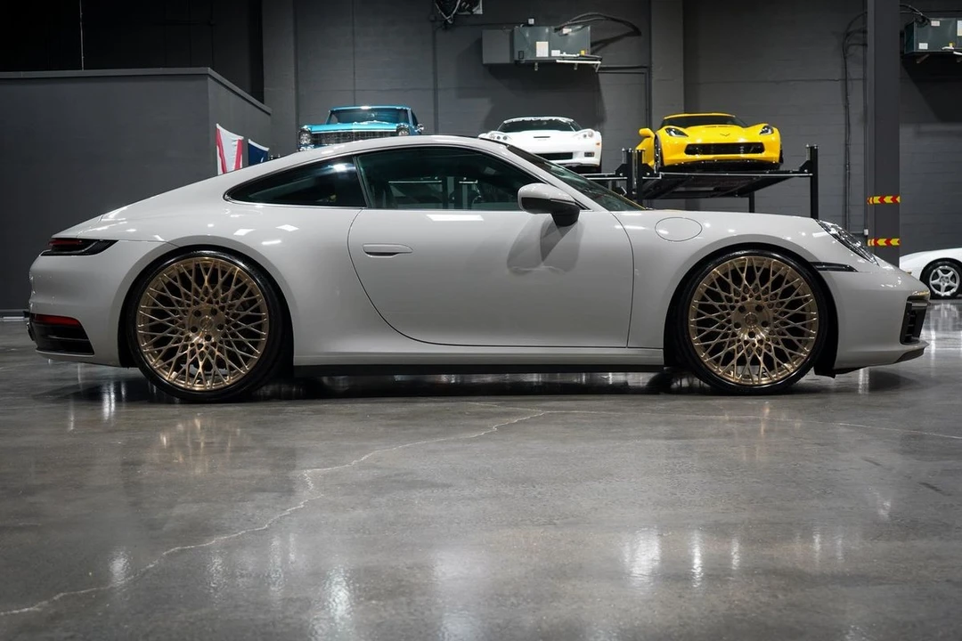 2020 Porsche 992 Carrera - Image 6 of 21