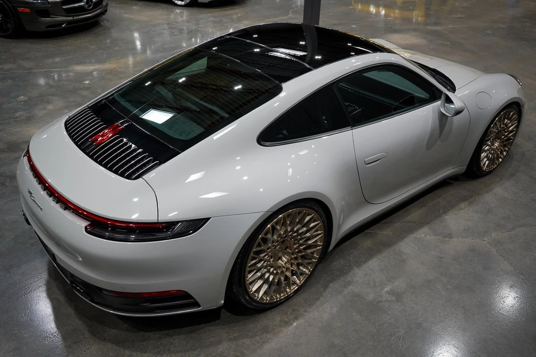2020 Porsche 992 Carrera - Image 16 of 21