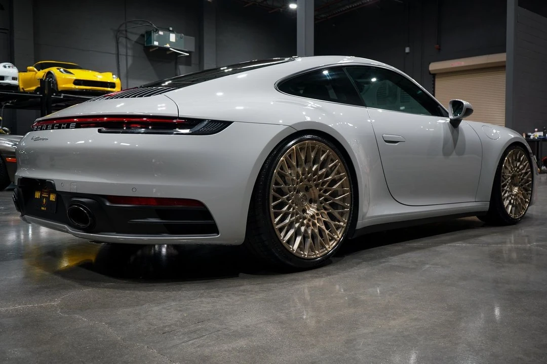 2020 Porsche 992 Carrera - Image 5 of 21