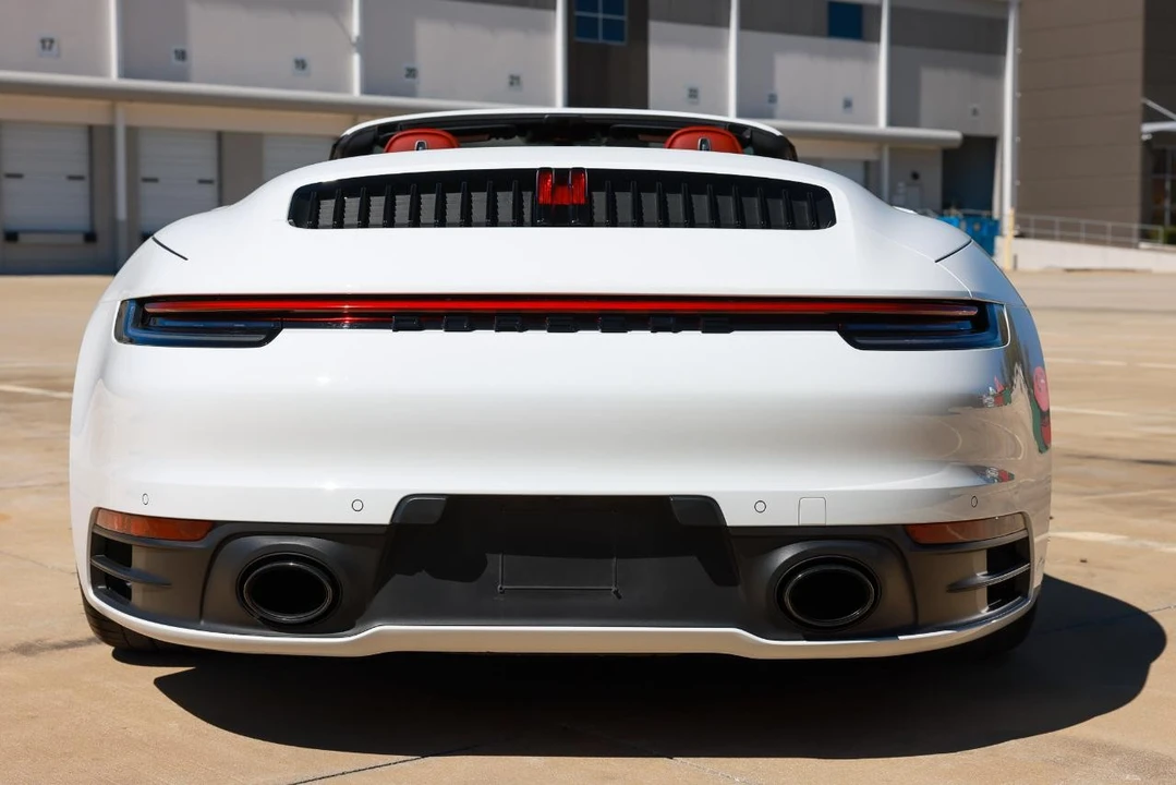 2020 Porsche 992 Carrera S - Image 9 of 31