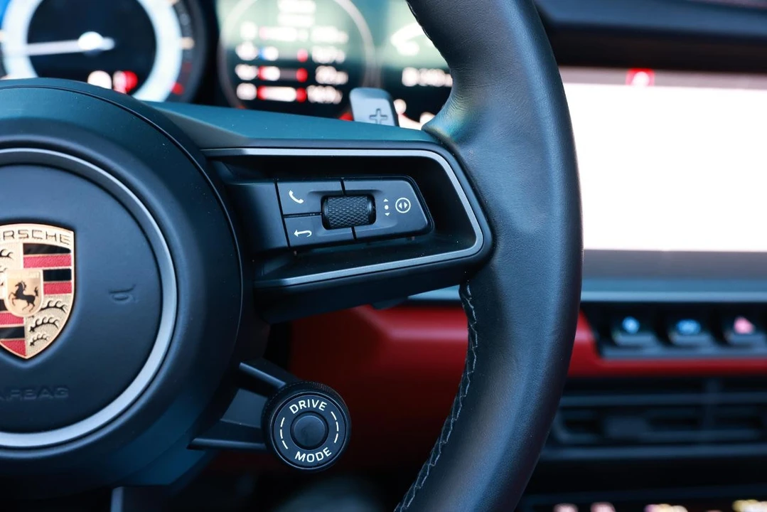 2020 Porsche 992 Carrera S - Image 29 of 31