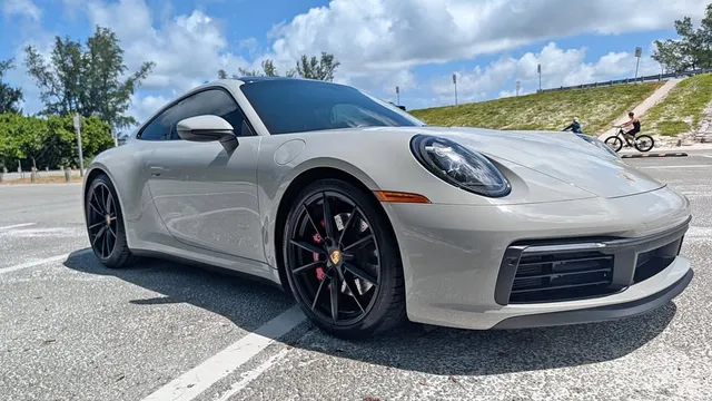 2020 Porsche 911 Carrera S