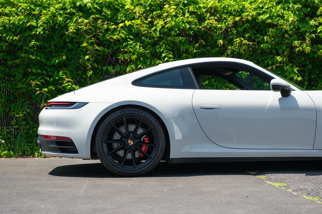 2020 Porsche 992 Carrera S - Image 14 of 31