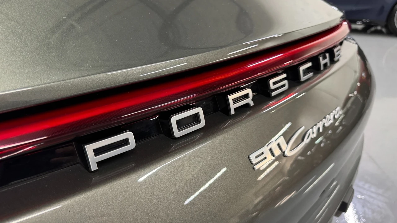 2020 Porsche 992 Carrera S - Image 16 of 21