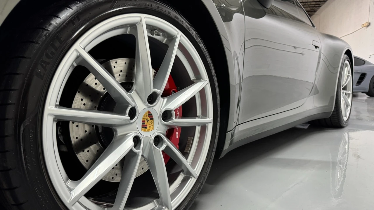 2020 Porsche 992 Carrera S - Image 22 of 31