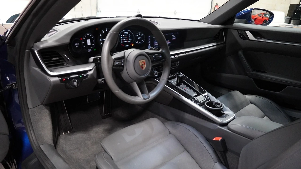 2020 Porsche 992 Carrera - Image 18 of 21