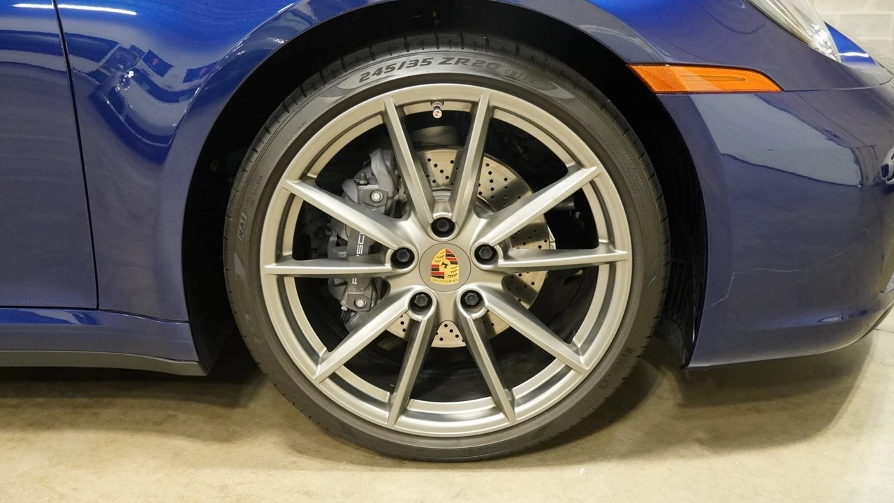 2020 Porsche 992 Carrera - Image 13 of 21