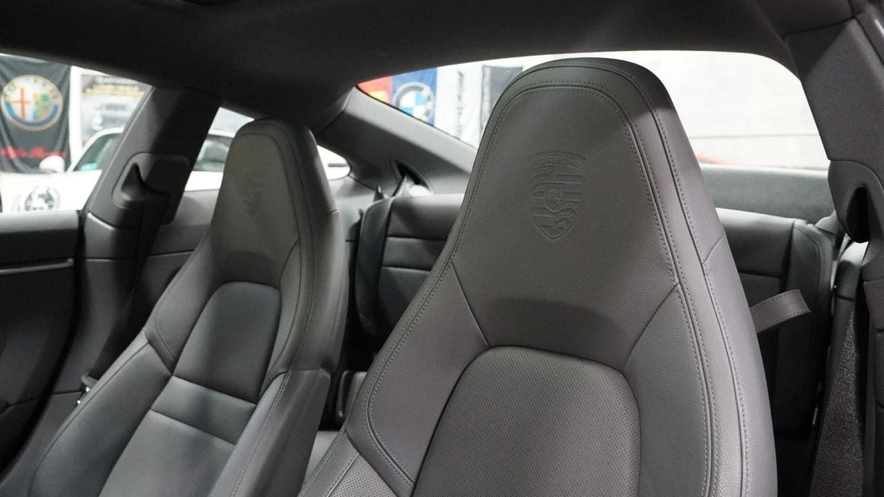 2020 Porsche 992 Carrera - Image 20 of 21