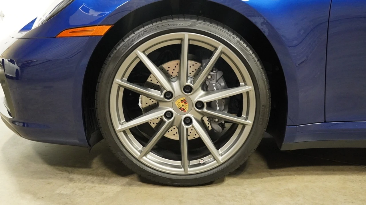 2020 Porsche 992 Carrera - Image 14 of 21