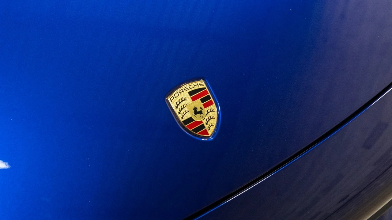 2020 Porsche 992 Carrera - Image 17 of 21
