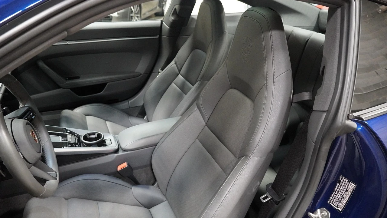 2020 Porsche 992 Carrera - Image 19 of 21