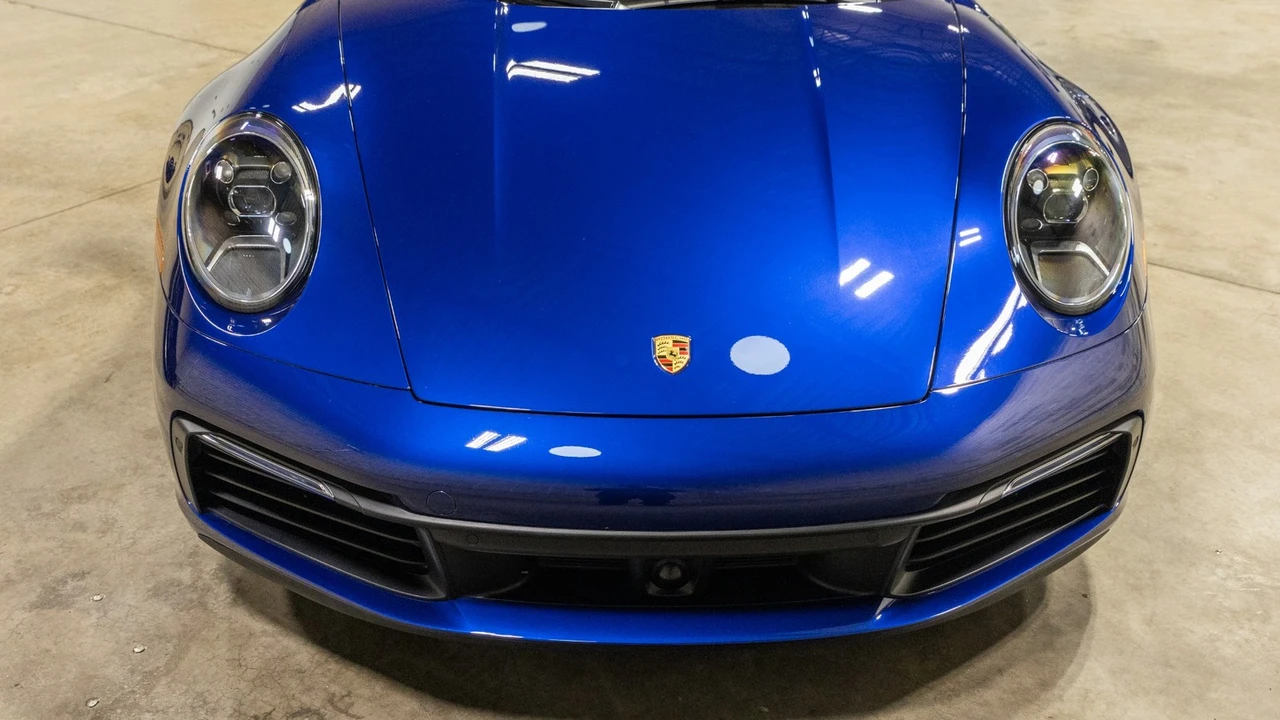 2020 Porsche 992 Carrera - Image 16 of 21