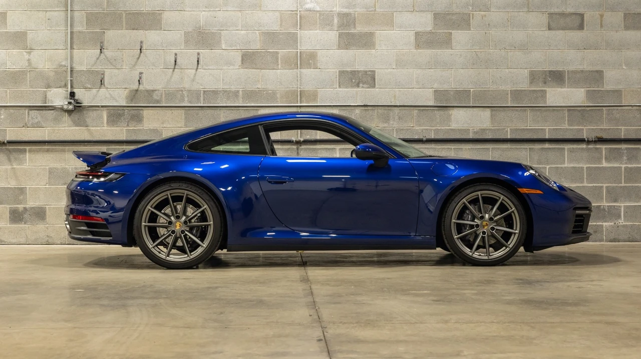 2020 Porsche 992 Carrera - Image 9 of 21