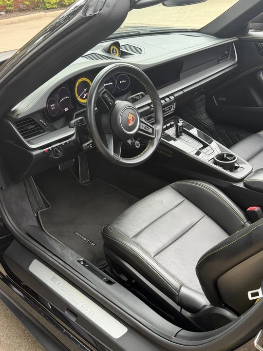 2020 Porsche 992 Carrera - Image 16 of 31