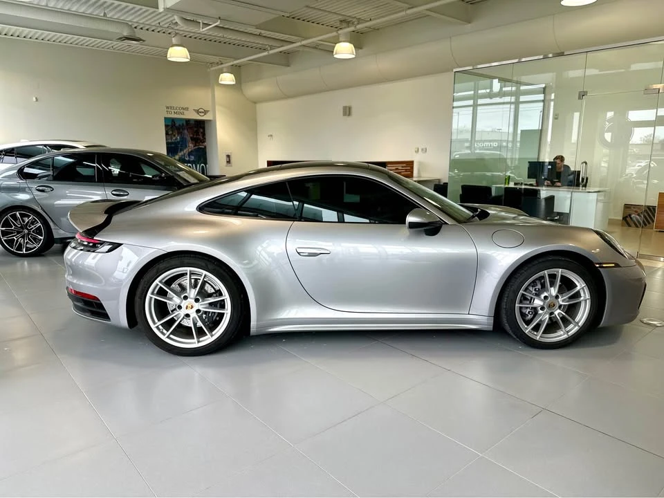2020 Porsche 992 Carrera - Image 10 of 18