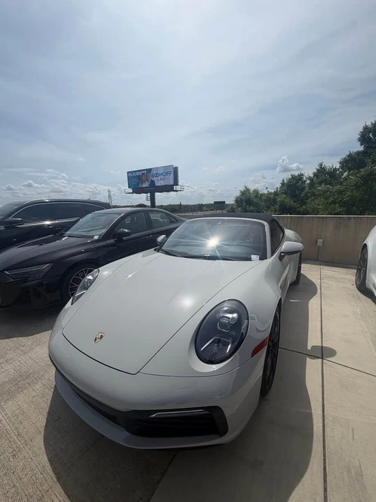 2020 Porsche 992 Carrera - Image 2 of 9