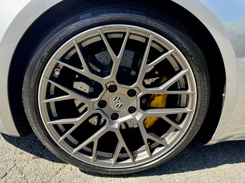 2020 Porsche 992 Carrera - Image 9 of 20
