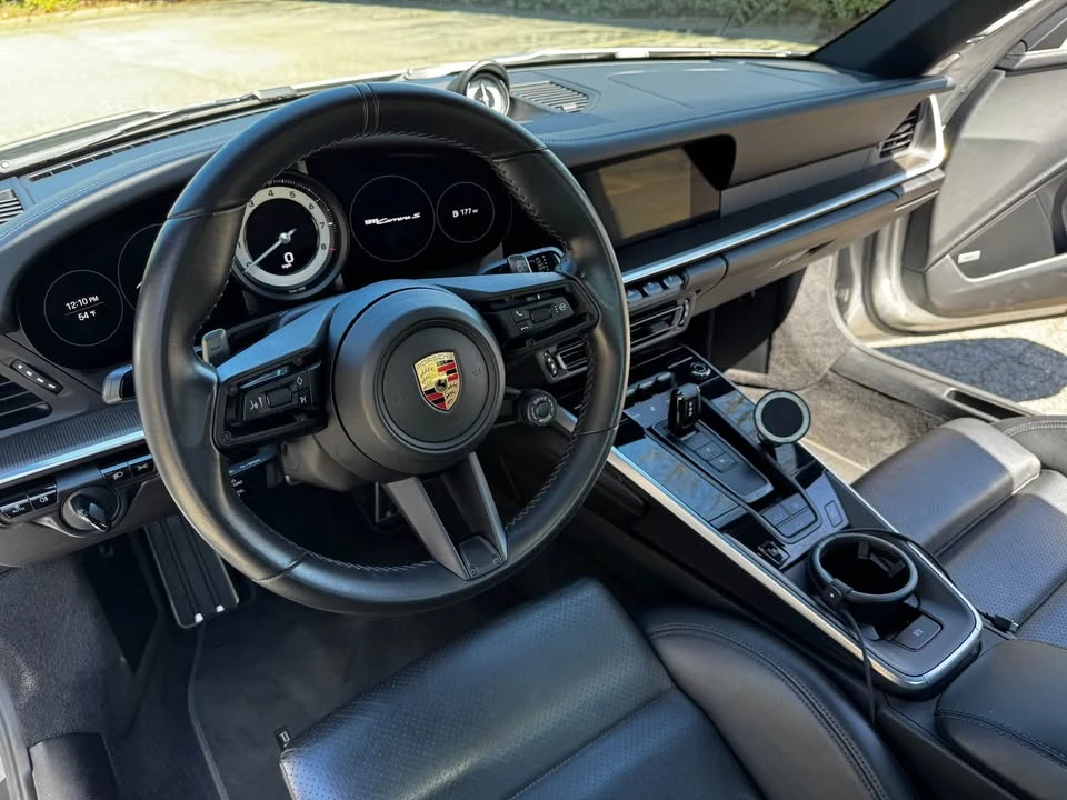 2020 Porsche 992 Carrera - Image 17 of 20