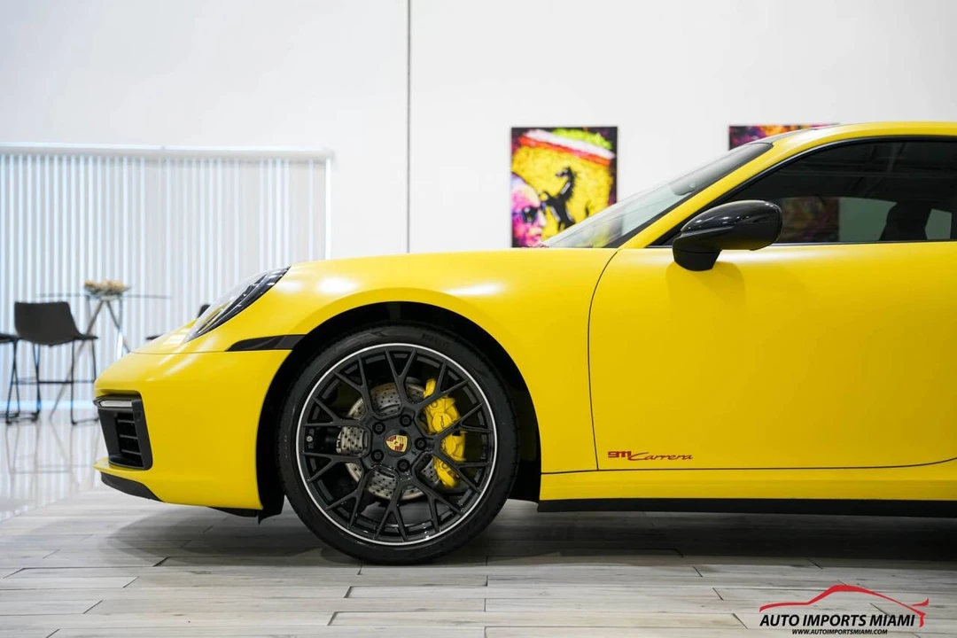 2020 Porsche 992 Carrera - Image 13 of 21