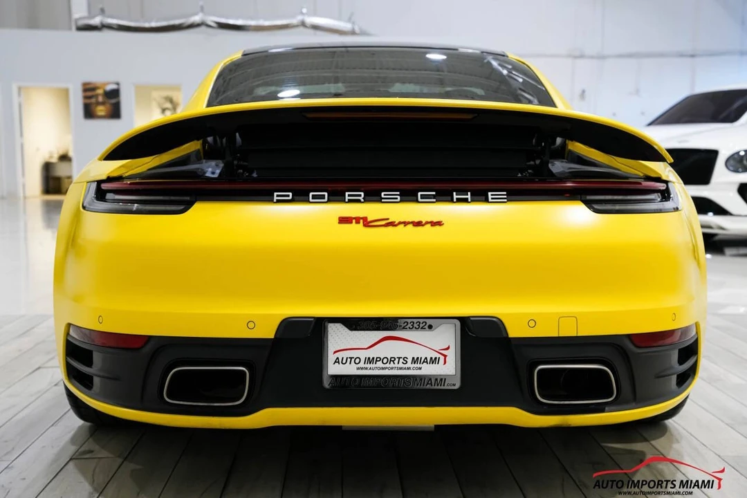 2020 Porsche 992 Carrera - Image 18 of 21